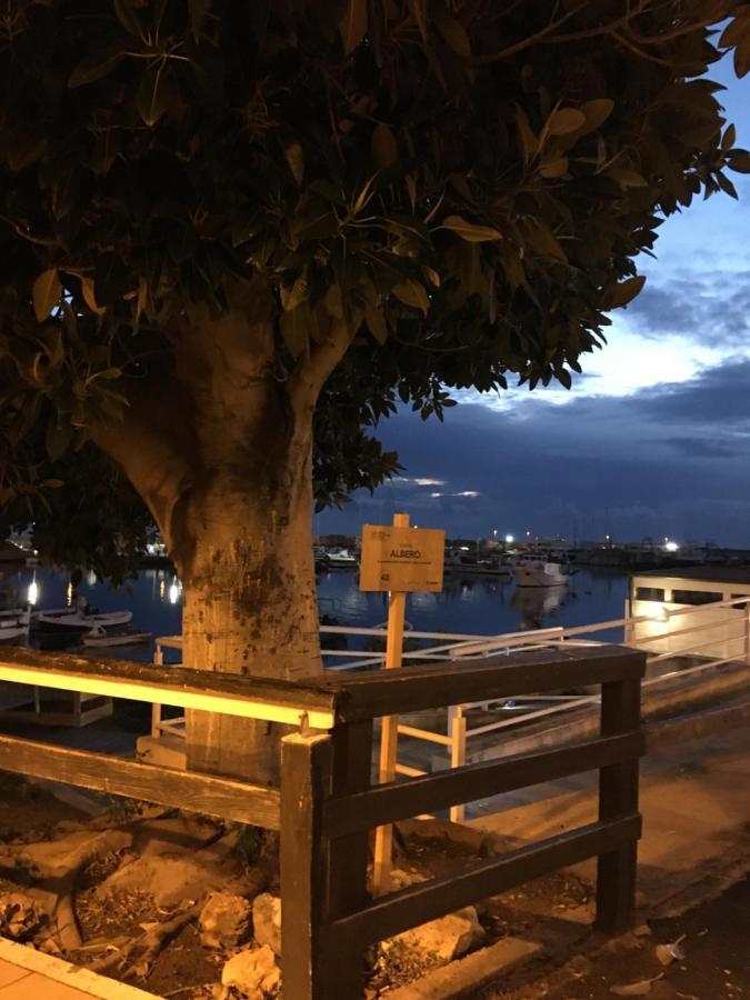 Le Muse Casa Vacanze Scoglitti Bagian luar foto