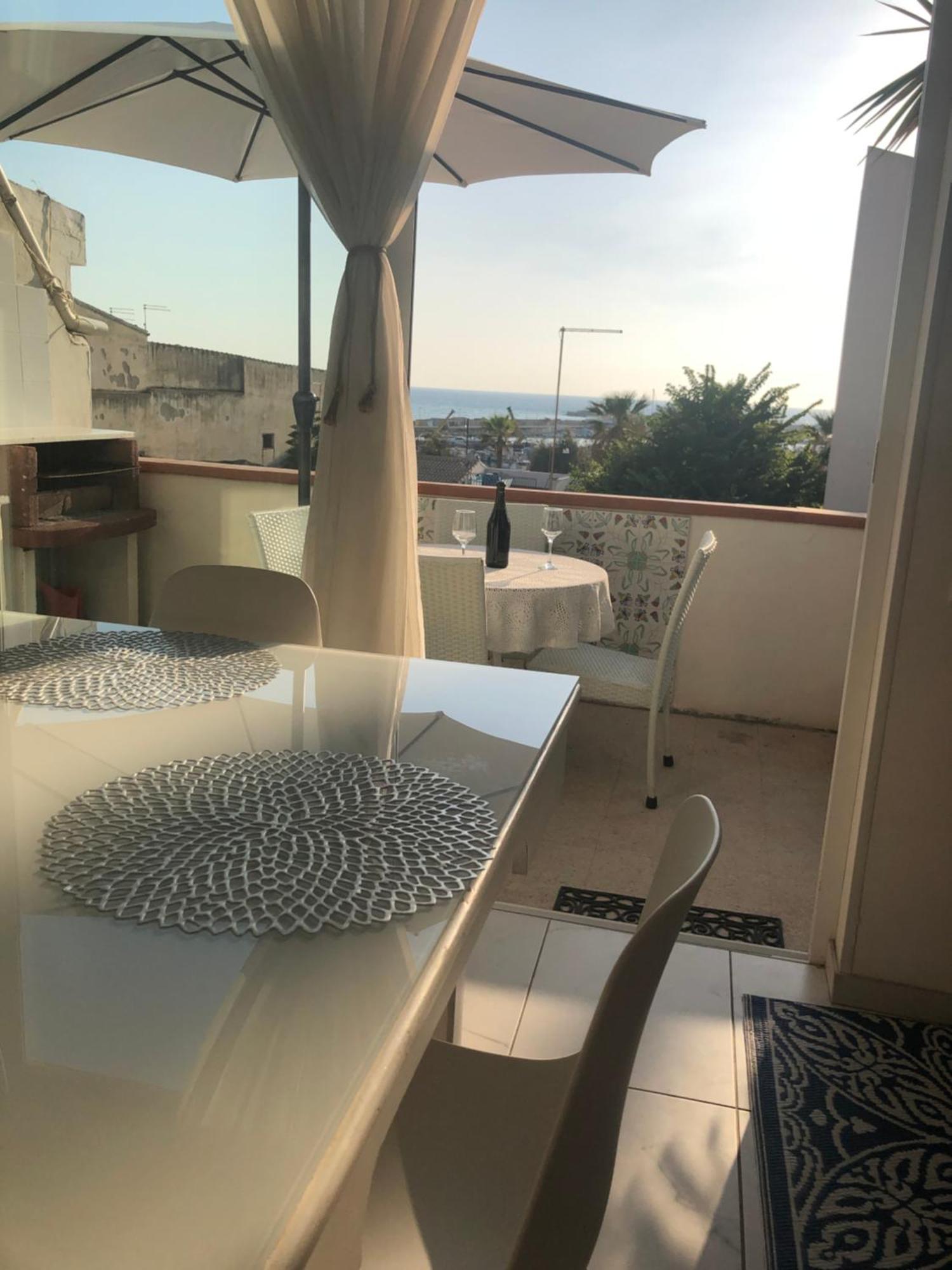 Le Muse Casa Vacanze Scoglitti Bagian luar foto