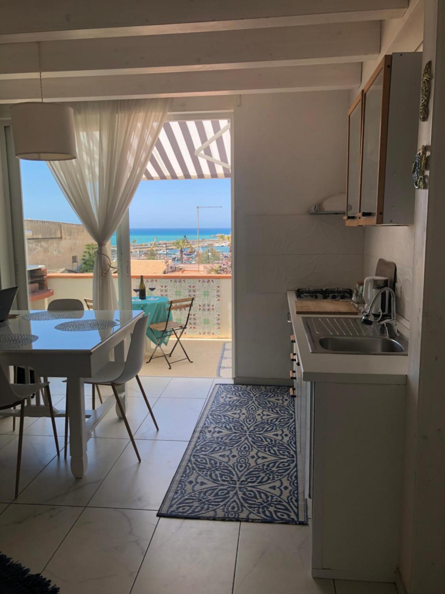 Le Muse Casa Vacanze Scoglitti Bagian luar foto